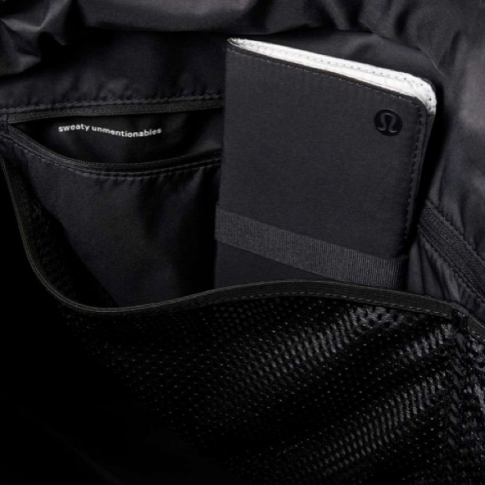 NWT MINERALIZE MULTI LULULEMON EVERYWHERE DUFFEL - Picture 5 of 8